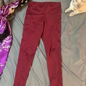 Selling because don’t fit anymore, never worn